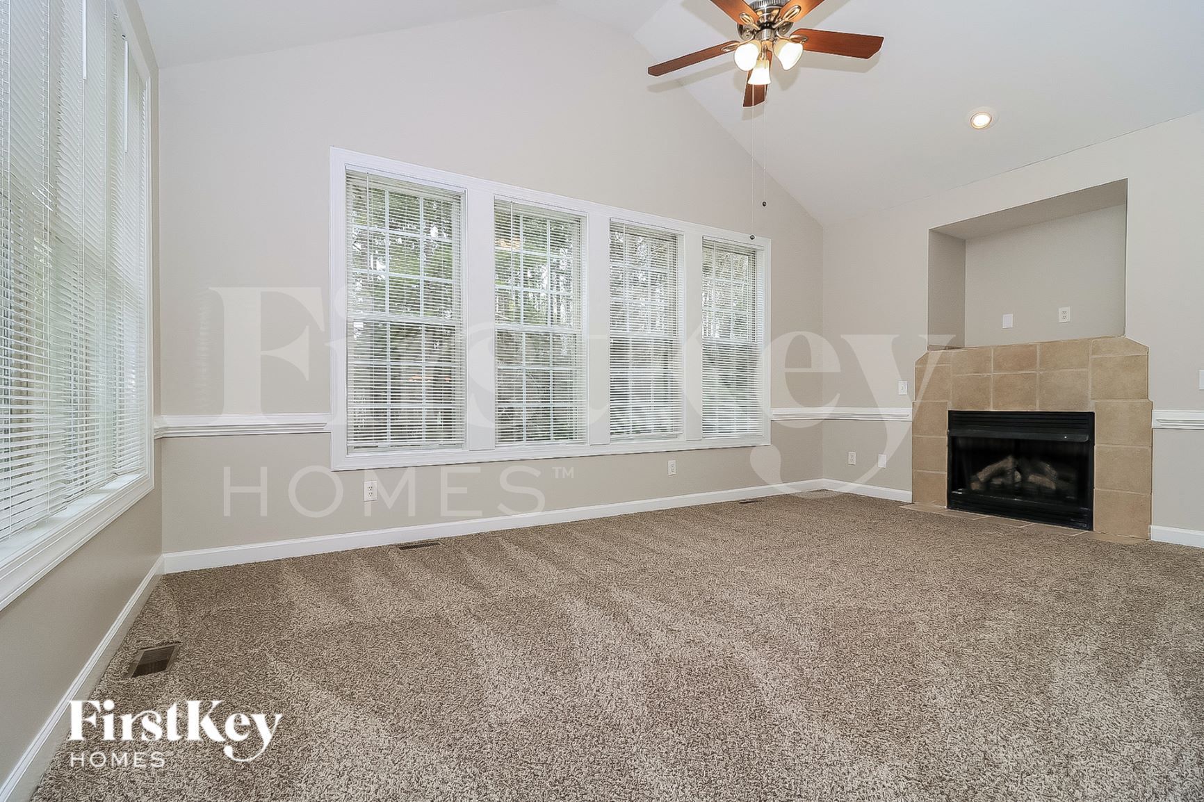 Building Photo - 218 Sweetbriar Ct