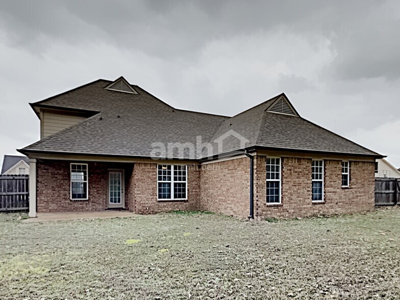 Building Photo - 1050 Kentshire Cv