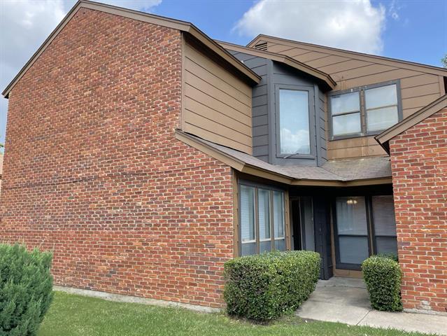 Building Photo - 1617 Brentwood Dr