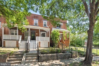 Building Photo - 342 Wesmond Dr