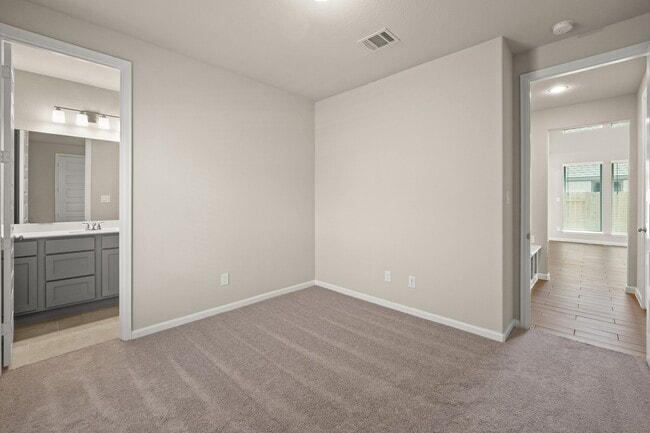 Building Photo - 1507 Delta Creek Dr