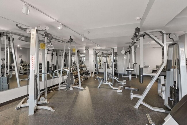 Building Photo - 401 S 1st St