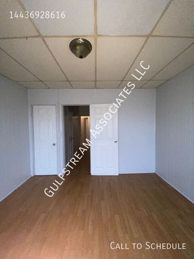 Building Photo - 622 N Glover St