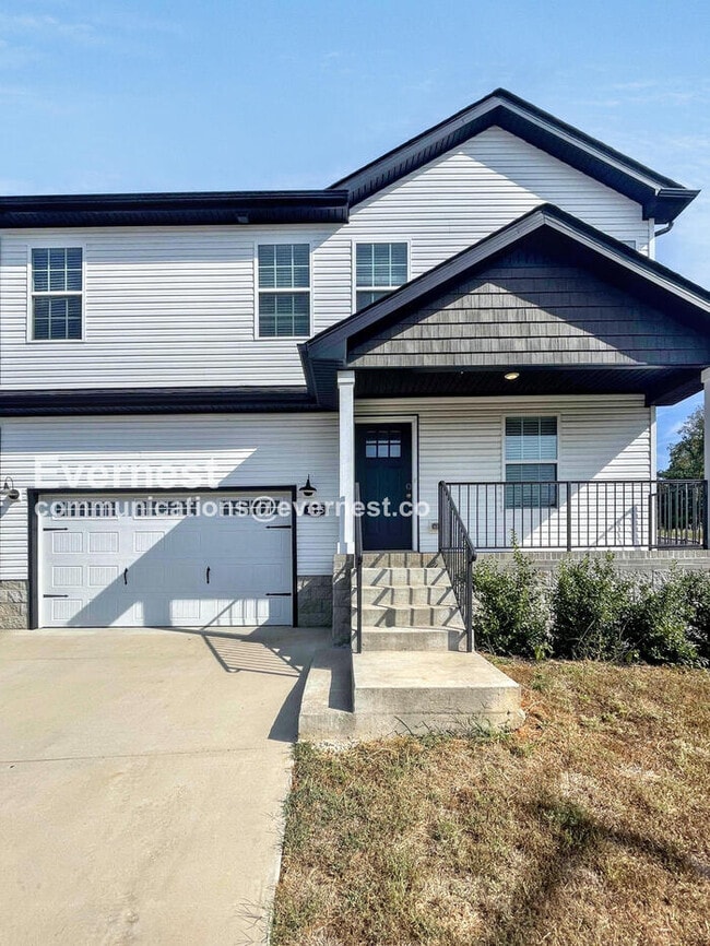 Building Photo - 1135 Eagle's View Dr