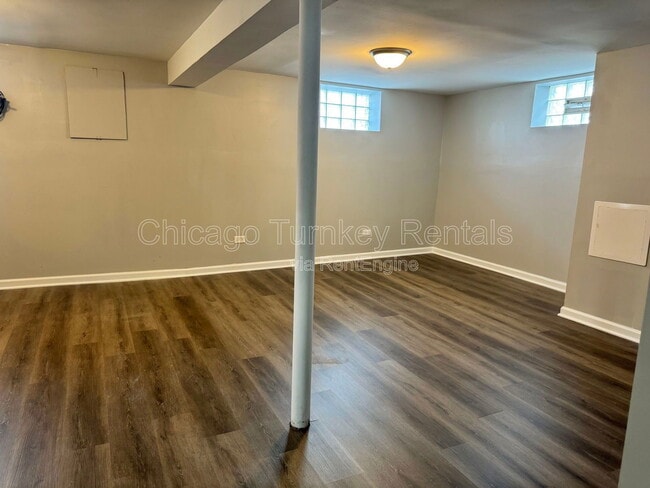 Building Photo - 14231 Dobson Ave