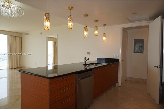 Building Photo - 50 Biscayne Blvd
