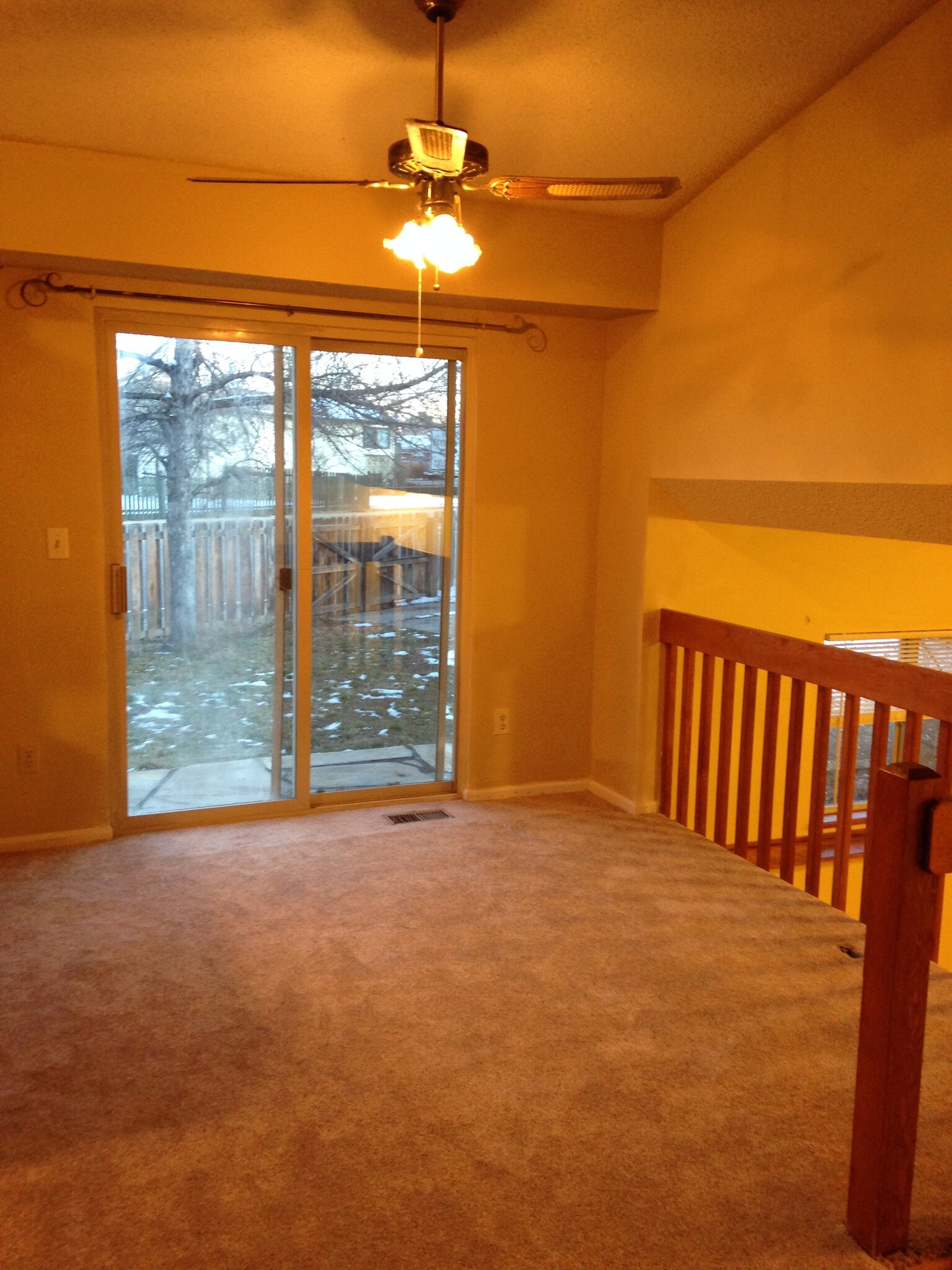 Building Photo - 2204 S Del Norte Dr
