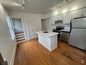 Building Photo - 426-428 Zimpfer