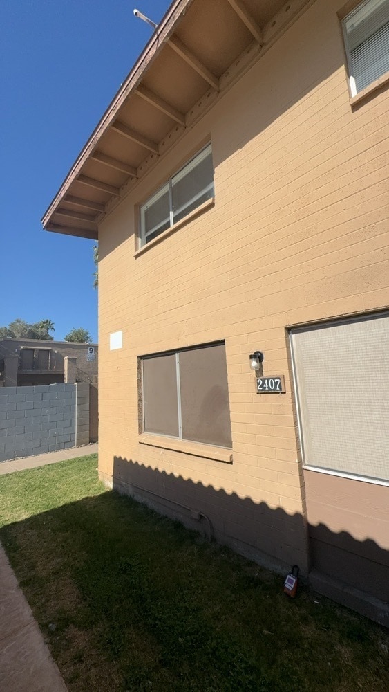 Building Photo - Central Phoenix 4 Bedroom Townhome