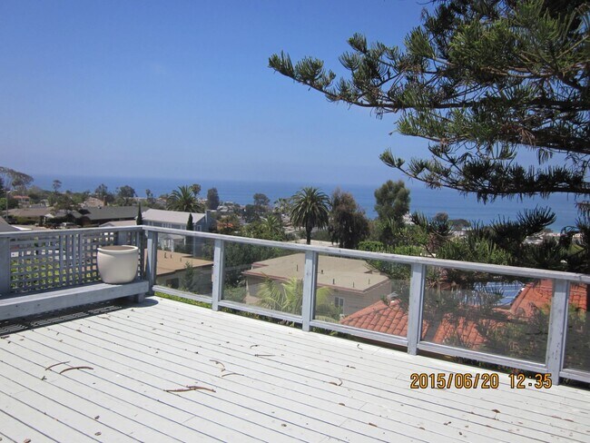 Primary Photo - Views Galore in Laguna Beach Walk to Beach...