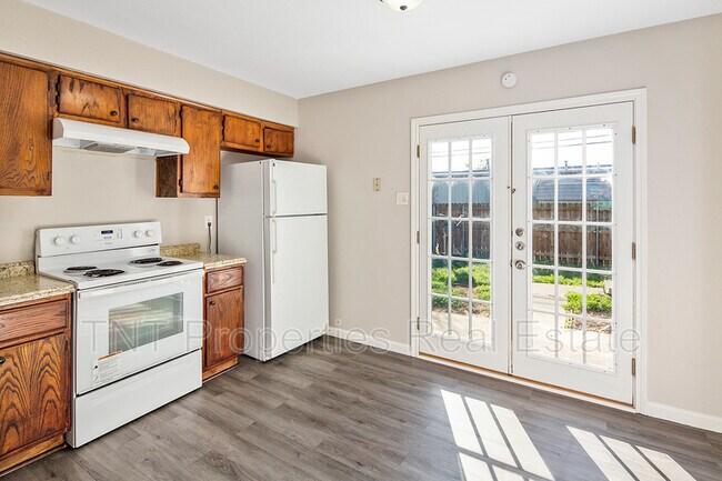 Building Photo - 2914 Prairie Flower Cir