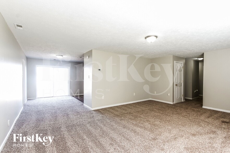 Building Photo - 1127 S Lockburn St