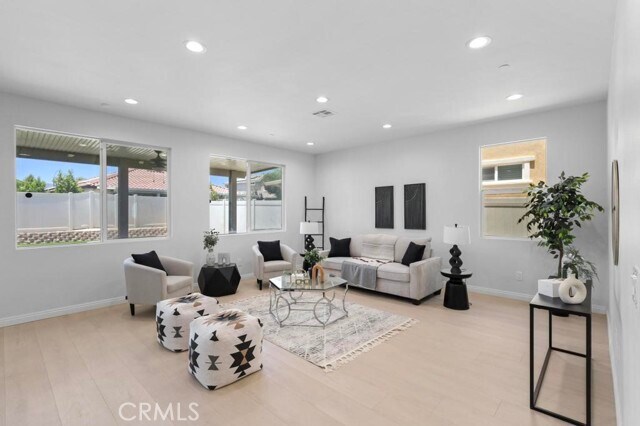 Building Photo - 29305 Catalpa