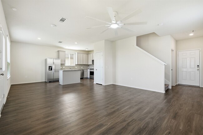 Building Photo - 25626 Pannier Pl