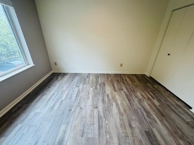 Building Photo - 365 Beaver Kreek Center