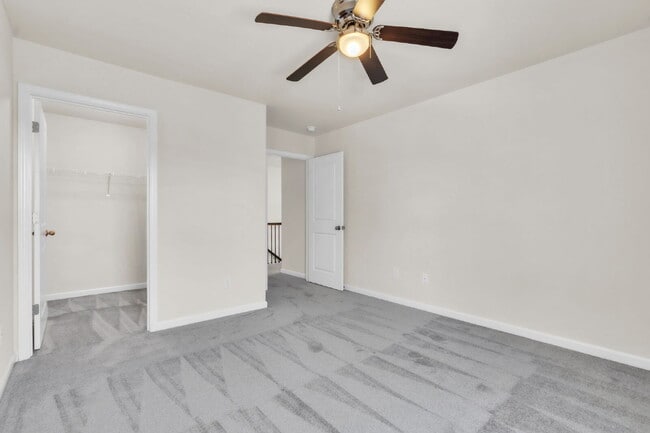 Building Photo - 4BR/3BA Luxury Home with Bonus Room, Screened Porch & Fenced Yard $2,600/mo rent