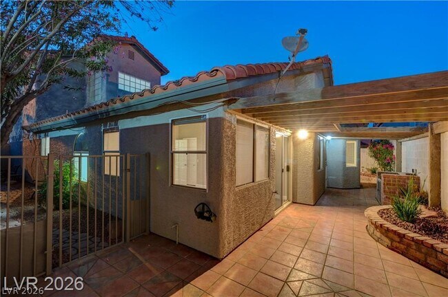 Building Photo - 2283 Ramsgate Dr