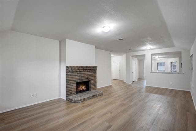 Building Photo - 9816 Pierce Dr