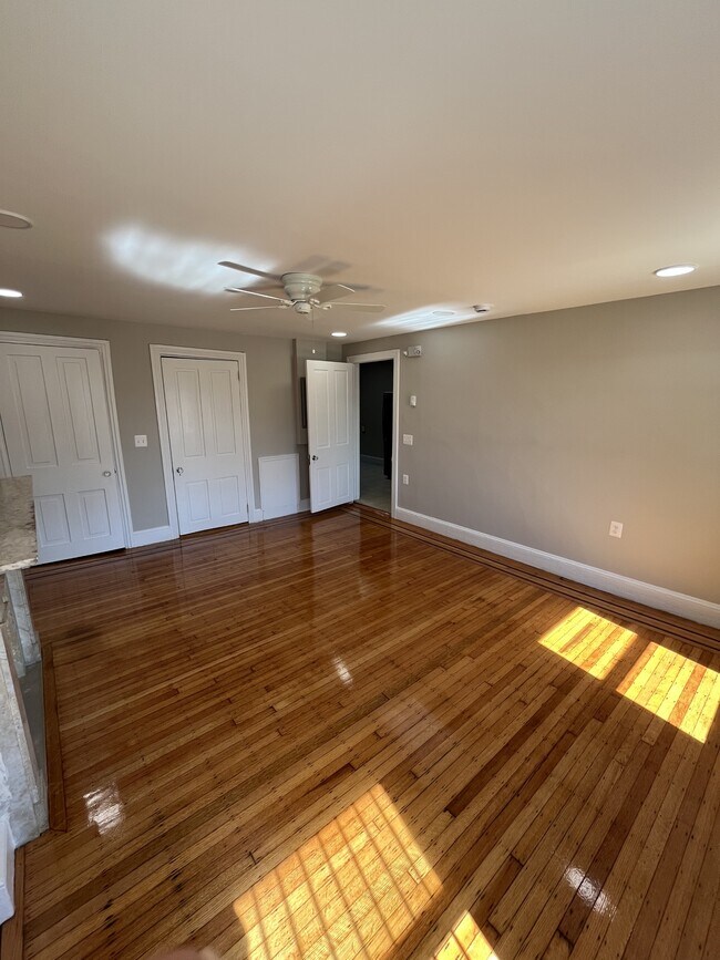 Building Photo - 1826 Spruce St