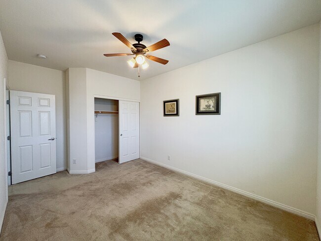 Building Photo - 8010 Bodie Island Ct