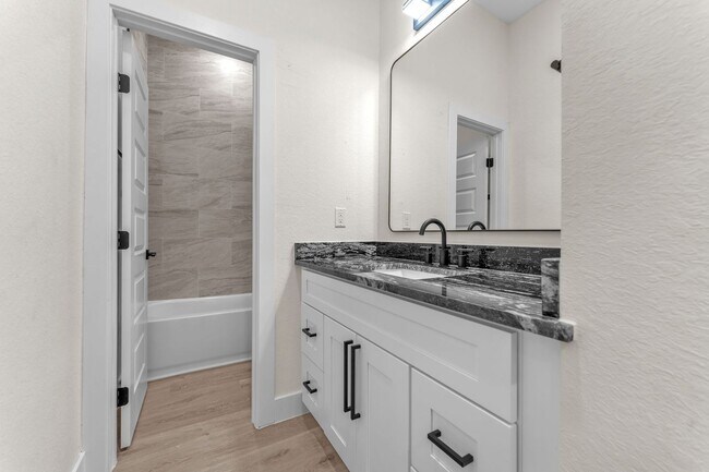 Building Photo - All Units Are Available With Brandnew Full Appliance Package