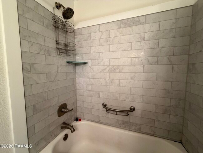 Building Photo - 204 Dublin Cir