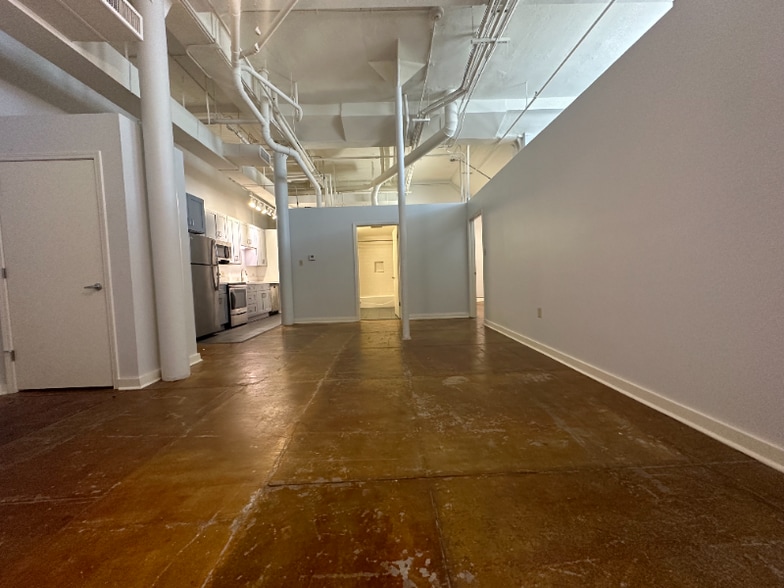 Building Photo - 1401 Scott St