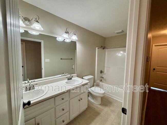 Building Photo - 1101 Grove Landing Ln