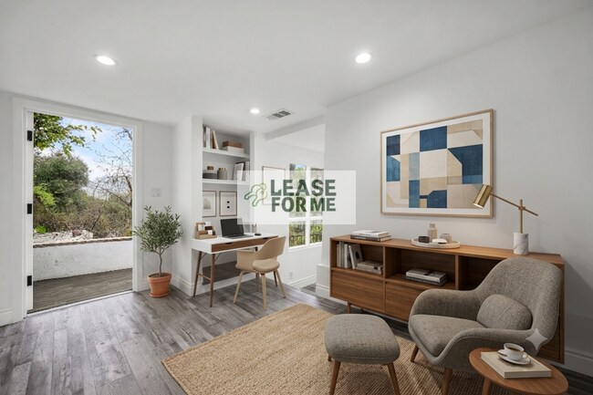 Building Photo - 9848 Portola Dr