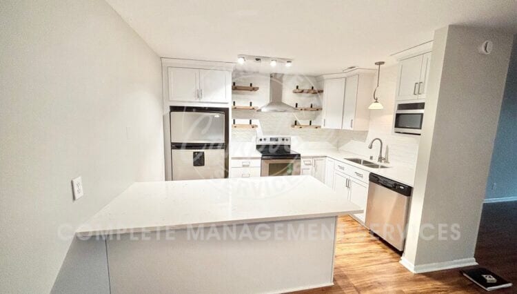 Building Photo - 8978 Neill Lake Rd