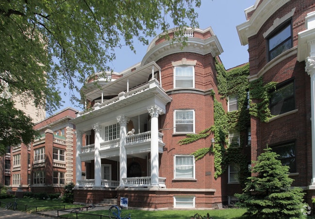 Building Photo - 5487-5491 S. Hyde Park Boulevard