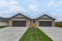 Building Photo - 1643 S Limuel Cir