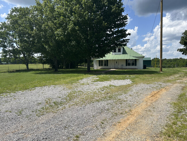Building Photo - 8746 Old Jackson Ridge Rd N