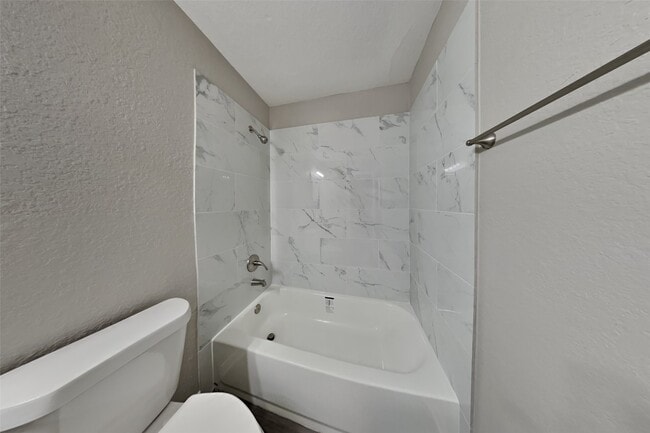 Building Photo - 8403 Misty Prairie Ln