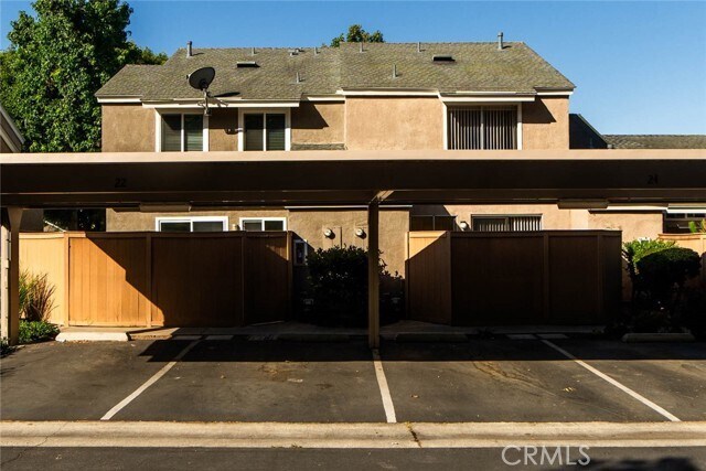 Building Photo - 24 Elderglen