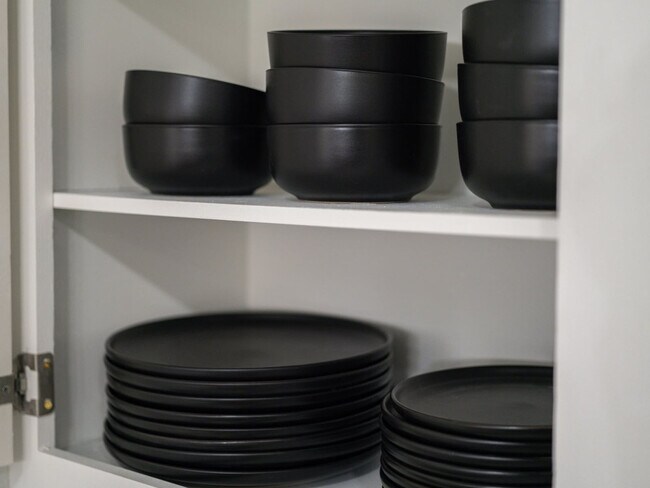 Building Photo - 1 Iris Way