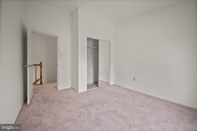 Building Photo - 8217 Township Dr