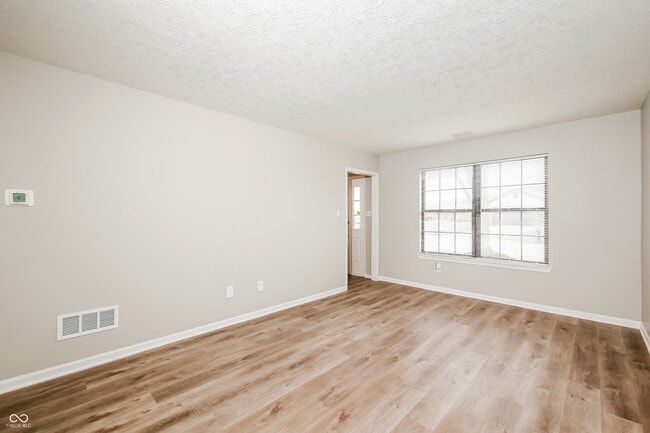 Building Photo - 5032 Granger Ct