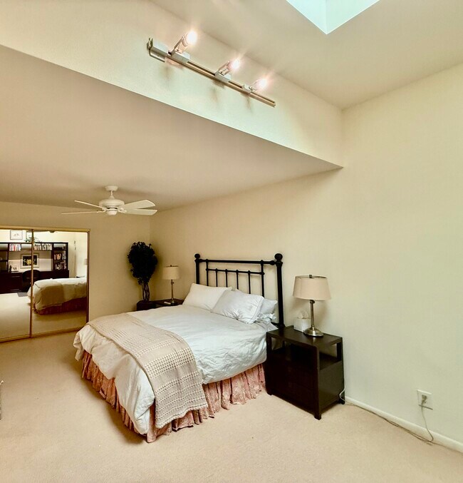 Building Photo - 48835 Mescal Ln