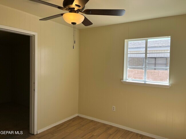 Building Photo - 7952 Monterrey Dr