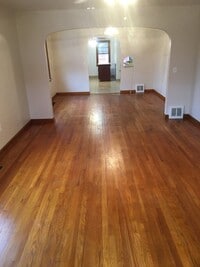 Building Photo - 1341 W 25th St