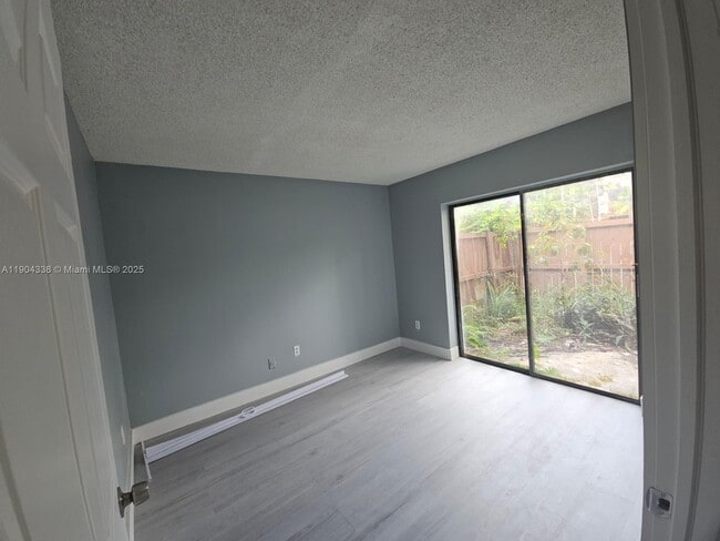 Building Photo - 6547 SW 116th Pl