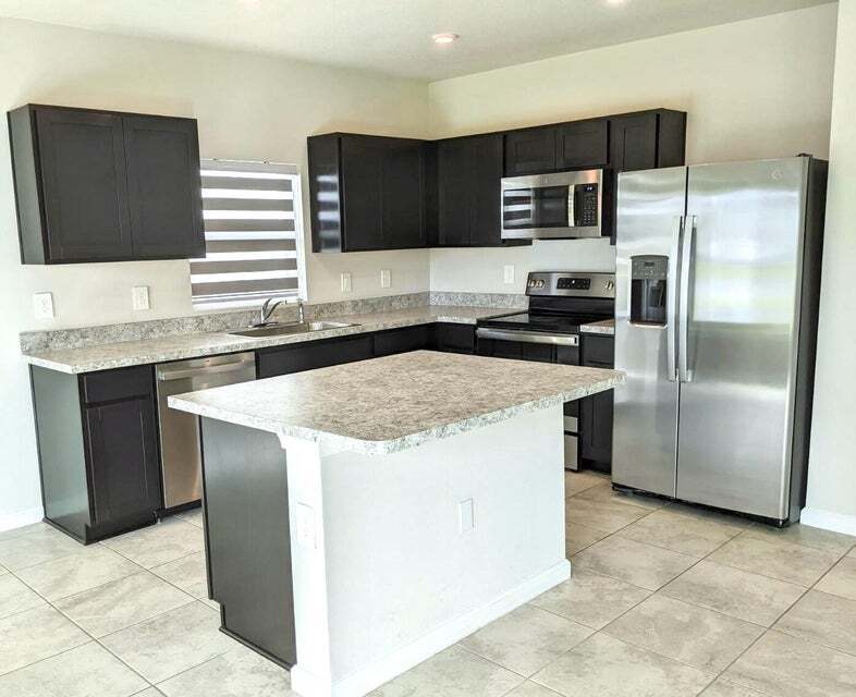 Building Photo - 604 Lychee Ln