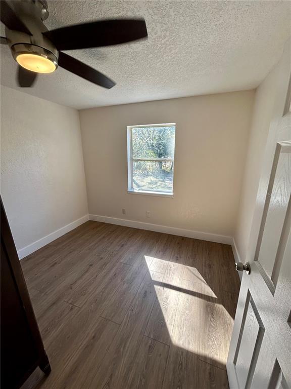 Building Photo - 18812 Carr Dr