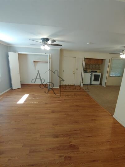 Building Photo - 801 Twin Lakes Dr