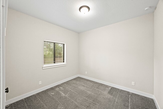 Building Photo - 15914 Dedication Dr