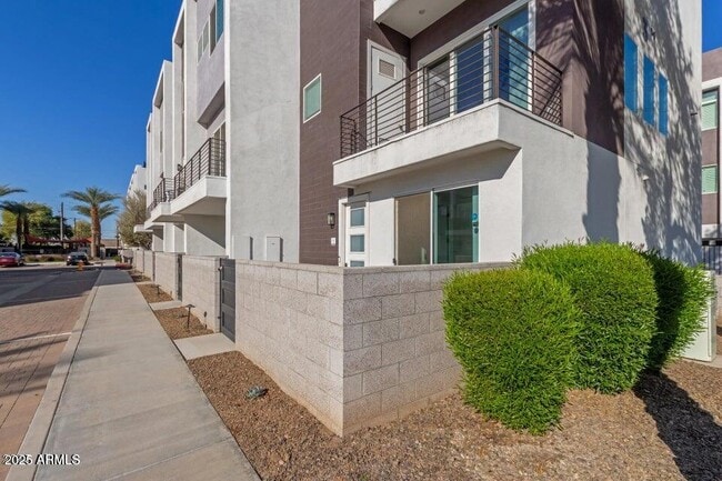 Building Photo - 4444 N 25th St