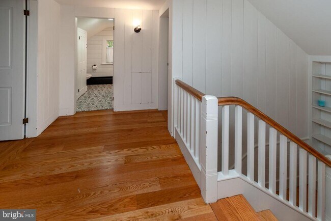 Building Photo - 180 Municipal Rd