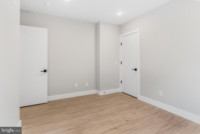 Building Photo - 1144 Frankford Ave