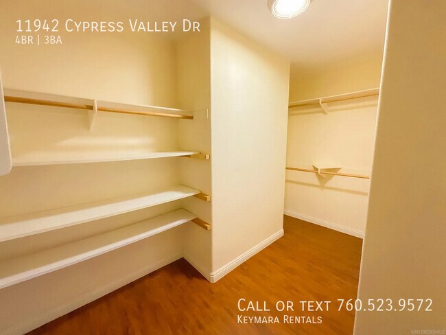 Building Photo - 11942 Cypress Valley Dr